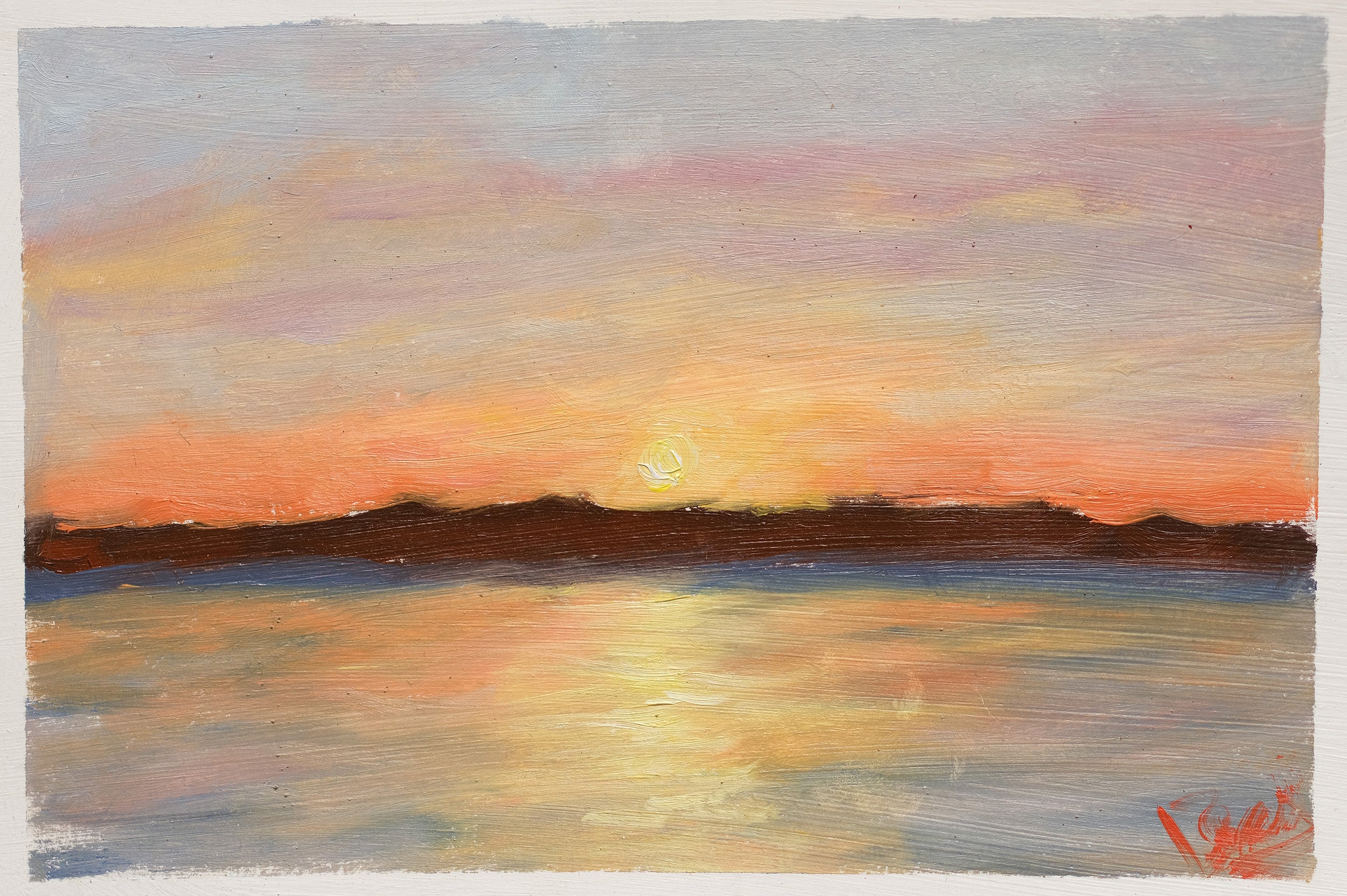 Papier peint panoramique Lueur du Soir de Julie Beaude représentant un coucher de soleil aux reflets rosés sur une étendue d'eau.