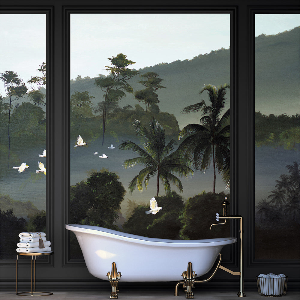 Papier peint panoramique White Cockatoos installé dans une salle de bain contemporaine.